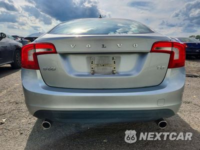 Zdjęcie 6 z 12 samochodu: 2013 VOLVO S60 T5 VIN:YV1612FS7D1202288 - miniatura