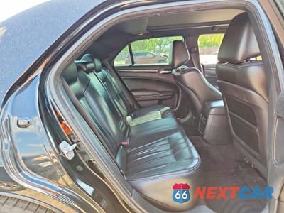 Zdjęcie 10 z 12 samochodu: 2016 CHRYSLER 300 S VIN:2C3CCAGG0GH248823 - miniatura