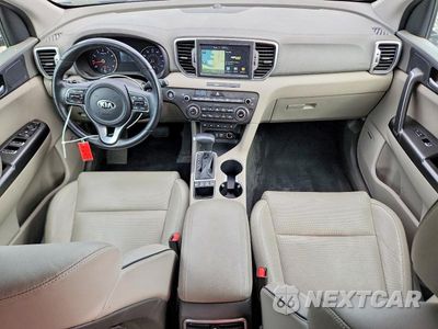 Zdjęcie 8 z 13 samochodu: 2017 KIA SPORTAGE EX VIN:KNDPNCAC5H7222708 - miniatura