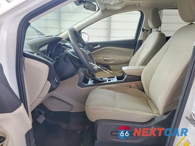 Zdjęcie 7 z 13 samochodu: 2018 FORD ESCAPE SE VIN:1FMCU0GD7JUC10790 - miniatura