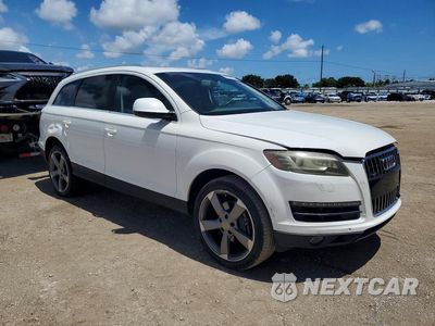 Czwarte zdjęcie samochodu z boku: 2012 AUDI Q7 PREMIUM PLUS VIN:WA1LGBFEXCD000358 - miniatura