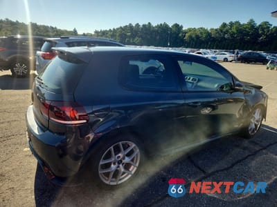 Trzecie zdjęcie samochodu z tyłu: 2013 VOLKSWAGEN GOLF R VIN:WVWRF7AJ9DW069505 - miniatura