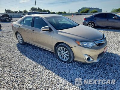 Czwarte zdjęcie samochodu z boku: 2012 TOYOTA CAMRY XLE VIN:4T1BF1FKXCU133458 - miniatura