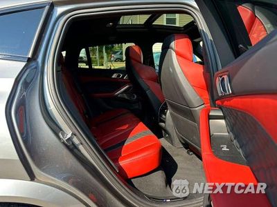 Zdjęcie 7 z 10 samochodu: 2023 BMW X6 M VIN:5YMCY0C03P9N63820 - miniatura