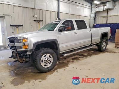 2018 CHEVROLET SILVERADO K2500 HEAVY DUTY LT 1GC1KVEG2JF257516 - główne zdjęcie licytacji z USA - miniatura