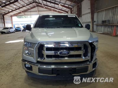 Piąte zdjęcie samochodu w środku: 2017 FORD F150 SUPERCREW VIN:1FTEW1EF8HKD19962 - miniatura