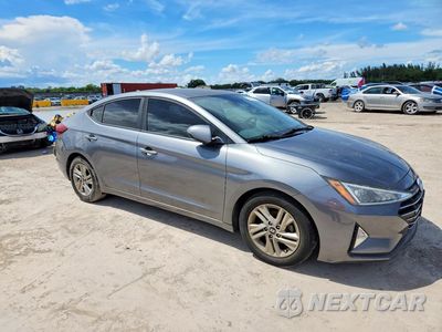 Czwarte zdjęcie samochodu z boku: 2019 HYUNDAI ELANTRA SEL VIN:5NPD84LF8KH479680 - miniatura