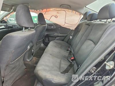 Zdjęcie 10 z 12 samochodu: 2017 HONDA ACCORD LX VIN:1HGCR2F36HA234022 - miniatura