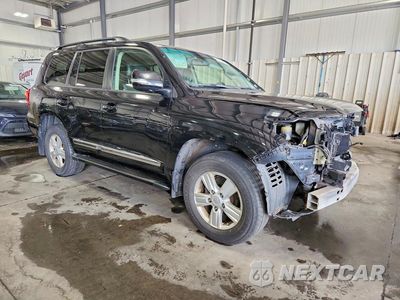 Czwarte zdjęcie samochodu z boku: 2014 TOYOTA LAND CRUISER BASE VIN:JTMHY7AJ0E4027999 - miniatura