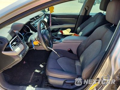 Zdjęcie 7 z 12 samochodu: 2018 TOYOTA CAMRY L VIN:4T1B11HK9JU089381 - miniatura