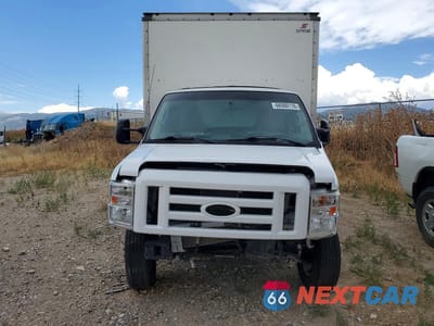 Piąte zdjęcie samochodu w środku: 2022 FORD E450 BOX TRUCK VIN:1FDXE4FN5NDC03018 - miniatura