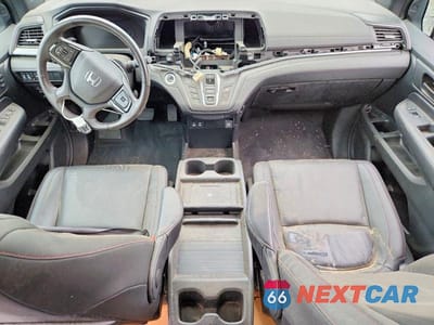 Zdjęcie 8 z 14 samochodu: 2025 HONDA ODYSSEY SPORT-L VIN:5FNRL6H78SB058350 - miniatura