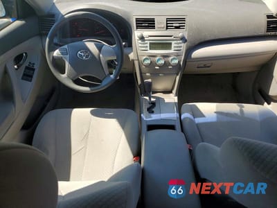 Zdjęcie 8 z 12 samochodu: 2007 TOYOTA CAMRY LE VIN:4T1BE46K07U014456 - miniatura