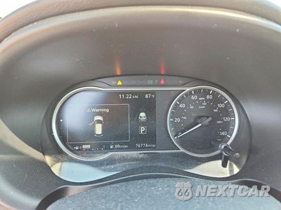 Zdjęcie 9 z 12 samochodu: 2019 NISSAN KICKS SR VIN:3N1CP5CU7KL510164 - miniatura