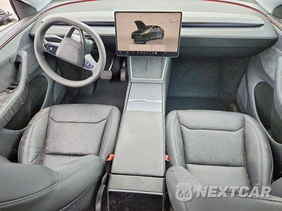 Zdjęcie 8 z 13 samochodu: 2026 TESLA MODEL Y VIN:7SAYGDEE5TA410647 - miniatura
