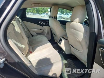 Zdjęcie 10 z 12 samochodu: 2015 CHRYSLER 200 VIN:1C3CCCAB5FN532950 - miniatura