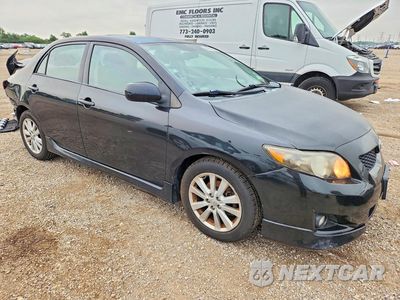 Czwarte zdjęcie samochodu z boku: 2010 TOYOTA COROLLA S VIN:2T1BU4EE3AC480373 - miniatura