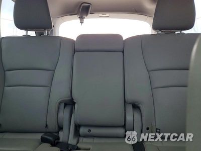 Zdjęcie 10 z 14 samochodu: 2018 HONDA PILOT TOURING VIN:5FNYF5H91JB024490 - miniatura