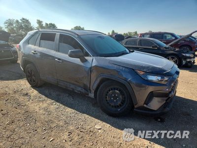 Czwarte zdjęcie samochodu z boku: 2019 TOYOTA RAV4 LE VIN:JTMF1RFVXKD007242 - miniatura