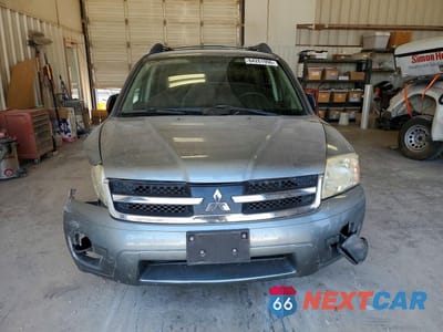 Piąte zdjęcie samochodu w środku: 2008 MITSUBISHI ENDEAVOR LS VIN:4A4MM21S78E039824 - miniatura