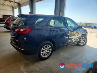 Trzecie zdjęcie samochodu z tyłu: 2018 CHEVROLET EQUINOX LS VIN:3GNAXHEV5JS640628 - miniatura