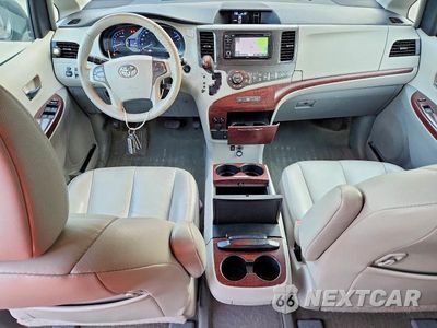 Zdjęcie 8 z 13 samochodu: 2013 TOYOTA SIENNA XLE 7-PASSENGER VIN:5TDDK3DC7DS065299 - miniatura