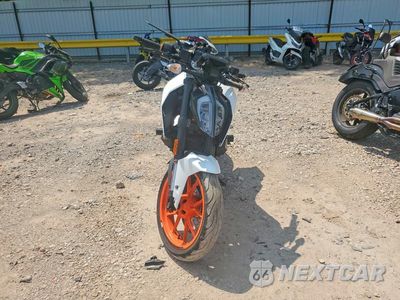 Drugie zdjęcie samochodu z przodu: 2017 KTM 390 DUKE VIN:MD2JPJ40XHC234358 - miniatura