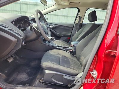Zdjęcie 7 z 12 samochodu: 2017 FORD FOCUS SE VIN:1FADP3K2XHL317717 - miniatura