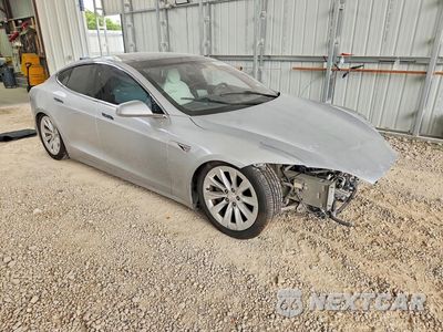 Czwarte zdjęcie samochodu z boku: 2017 TESLA MODEL S VIN:5YJSA1E25HF212217 - miniatura
