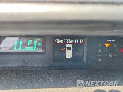 Zdjęcie 9 z 13 samochodu: 2012 TOYOTA PRIUS C THREE VIN:JTDKDTB30C1017174 - miniatura