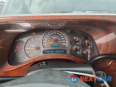 Zdjęcie 9 z 12 samochodu: 2003 GMC YUKON XL K1500 VIN:3GKFK16Z53G176322 - miniatura