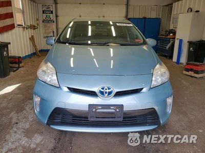 Piąte zdjęcie samochodu w środku: 2013 TOYOTA PRIUS THREE VIN:JTDKN3DU1D5663580 - miniatura
