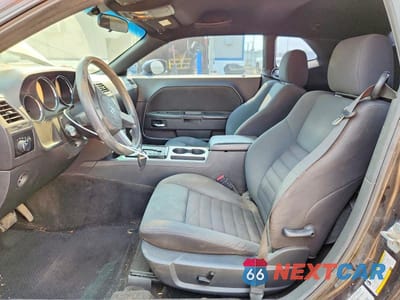Zdjęcie 7 z 12 samochodu: 2010 DODGE CHALLENGER SE VIN:2B3CJ4DV5AH261520 - miniatura