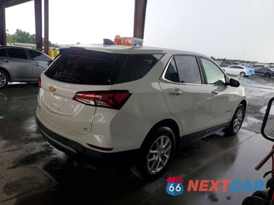 Trzecie zdjęcie samochodu z tyłu: 2022 CHEVROLET EQUINOX LT VIN:3GNAXKEV4NL100295 - miniatura