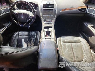 Zdjęcie 8 z 12 samochodu: 2014 LINCOLN MKZ VIN:3LN6L2G92ER827177 - miniatura
