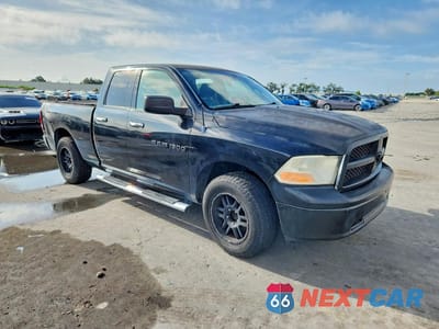 Czwarte zdjęcie samochodu z boku: 2011 DODGE RAM 1500 VIN:1D7RB1GP4BS563740 - miniatura