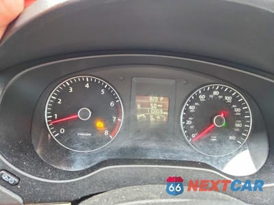 Zdjęcie 9 z 12 samochodu: 2013 VOLKSWAGEN JETTA SE VIN:3VWDP7AJ1DM448289 - miniatura