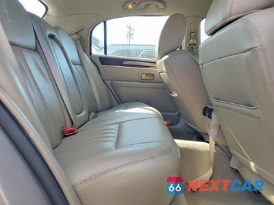 Zdjęcie 10 z 12 samochodu: 2011 LINCOLN TOWN CAR SIGNATURE LIMITED VIN:2LNBL8CV9BX759123 - miniatura