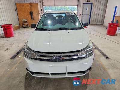 Piąte zdjęcie samochodu w środku: 2010 FORD FOCUS SE VIN:1FAHP3FNXAW288200 - miniatura