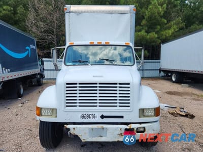 Piąte zdjęcie samochodu w środku: 2000 INTERNATIONAL 4700 - BOX TRUCK VIN:1HTSCABM7YH235064 - miniatura
