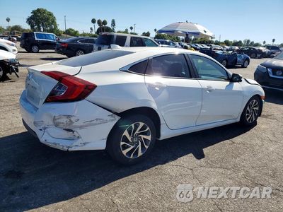 Trzecie zdjęcie samochodu z tyłu: 2017 HONDA CIVIC EX VIN:2HGFC2F78HH555532 - miniatura