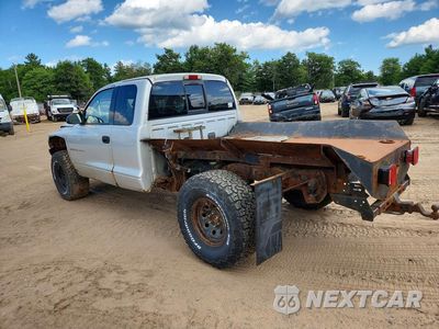 Drugie zdjęcie samochodu z przodu: 2002 DODGE DAKOTA SPORT VIN:1B7GG32X82S697320 - miniatura