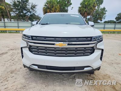 Piąte zdjęcie samochodu w środku: 2022 CHEVROLET TAHOE C1500 PREMIER VIN:1GNSCSKD0NR129622 - miniatura