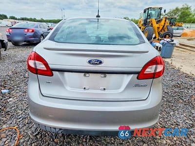 Zdjęcie 6 z 12 samochodu: 2011 FORD FIESTA SE VIN:3FADP4BJXBM129220 - miniatura