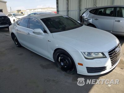 Czwarte zdjęcie samochodu z boku: 2013 AUDI A7 PREMIUM PLUS VIN:WAUYGAFC2DN052368 - miniatura