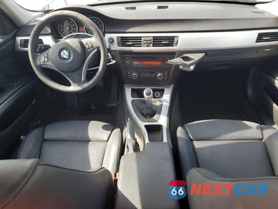 Zdjęcie 8 z 12 samochodu: 2009 BMW 328 I VIN:WBAPH77509NL85512 - miniatura