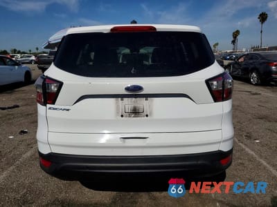 Zdjęcie 6 z 13 samochodu: 2017 FORD ESCAPE S VIN:1FMCU0F75HUC95831 - miniatura