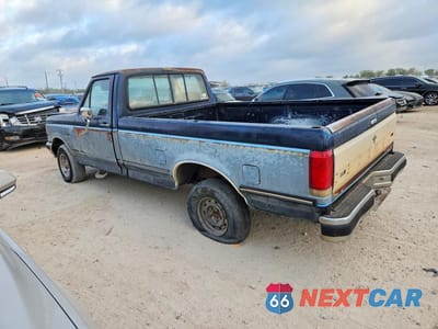Drugie zdjęcie samochodu z przodu: 1988 FORD F150 VIN:1FTEF14N5JNB10451 - miniatura