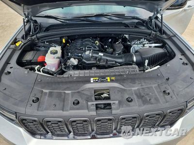 Zdjęcie 12 z 13 samochodu: 2025 JEEP GRAND CHEROKEE LIMITED VIN:1C4RJGBG6SC314423 - miniatura