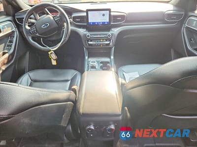 Zdjęcie 8 z 13 samochodu: 2020 FORD EXPLORER XLT VIN:1FMSK8DHXLGA46749 - miniatura